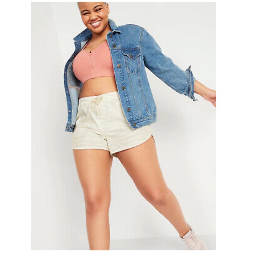 Old navy women’s athletic run shorts - Picture 5 of 11